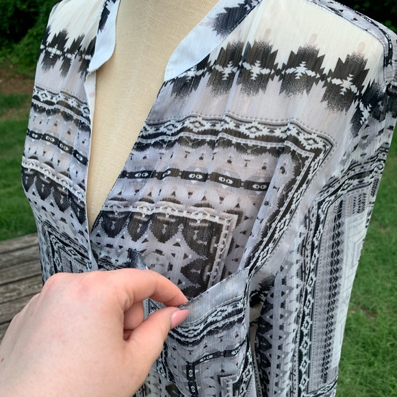 Aztec Geometric Sheer Blouse - Picture 10 of 16